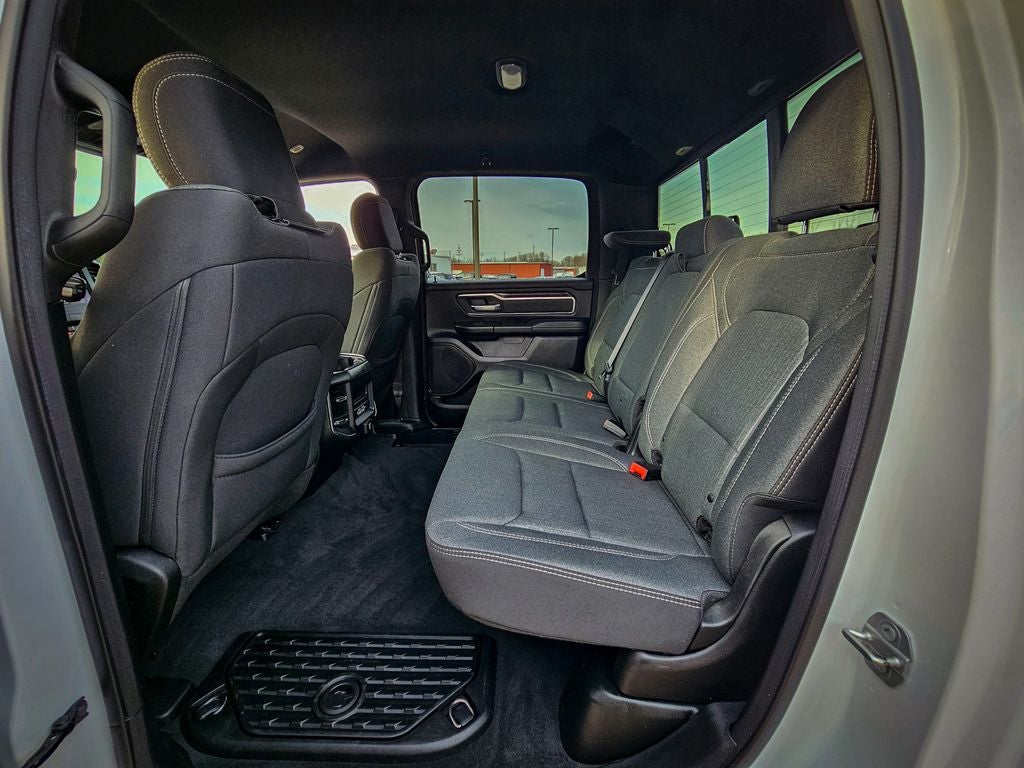 2019 RAM 1500 Big Horn/Lone Star Crew Cab 4x4 5'7' Box