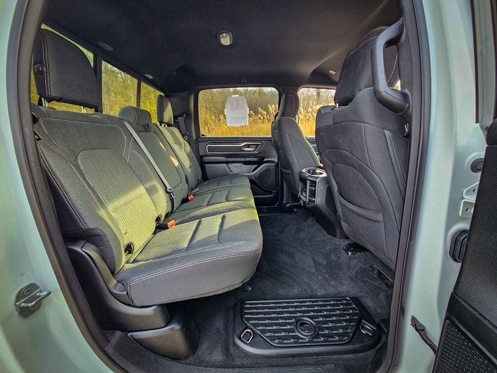 2019 RAM 1500 Big Horn/Lone Star Crew Cab 4x4 5'7' Box