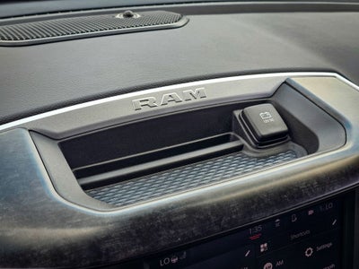 2022 RAM 1500 Big Horn Crew Cab 4x4 5'7' Box