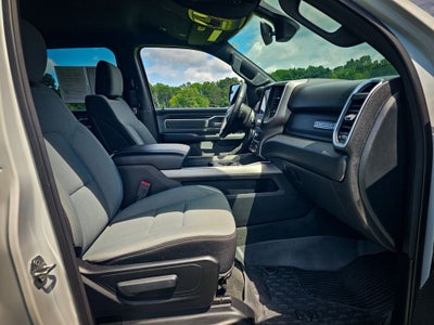 2022 RAM 1500 Big Horn Crew Cab 4x4 5'7' Box