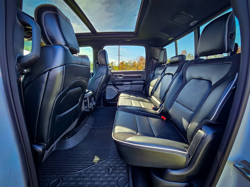 2025 RAM Ram 1500 Laramie Crew Cab 4x4 5'7' Box