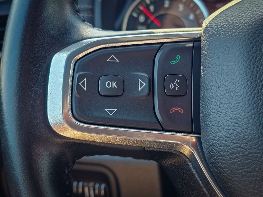 2023 RAM 1500 Laramie Crew Cab 4x4 5'7' Box