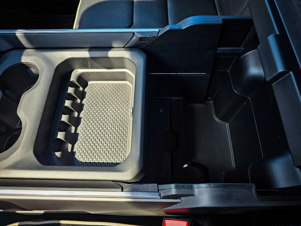 2023 RAM 1500 Laramie Crew Cab 4x4 5'7' Box