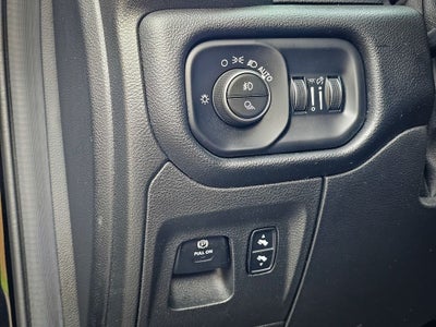 2019 RAM 1500 Rebel Crew Cab 4x4 5'7' Box