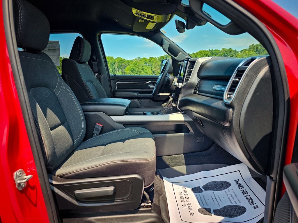 2025 RAM 1500 Big Horn Crew Cab 4x4 6'4' Box