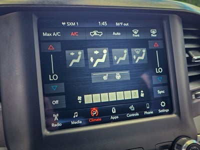 2020 RAM 1500 Big Horn Crew Cab 4x4 6'4' Box