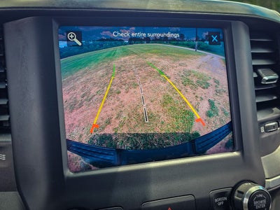 2020 RAM 1500 Big Horn Crew Cab 4x4 6'4' Box