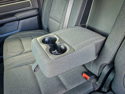 2020 RAM 1500 Big Horn Crew Cab 4x4 6'4' Box
