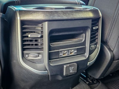 2020 RAM 1500 Big Horn Crew Cab 4x4 6'4' Box