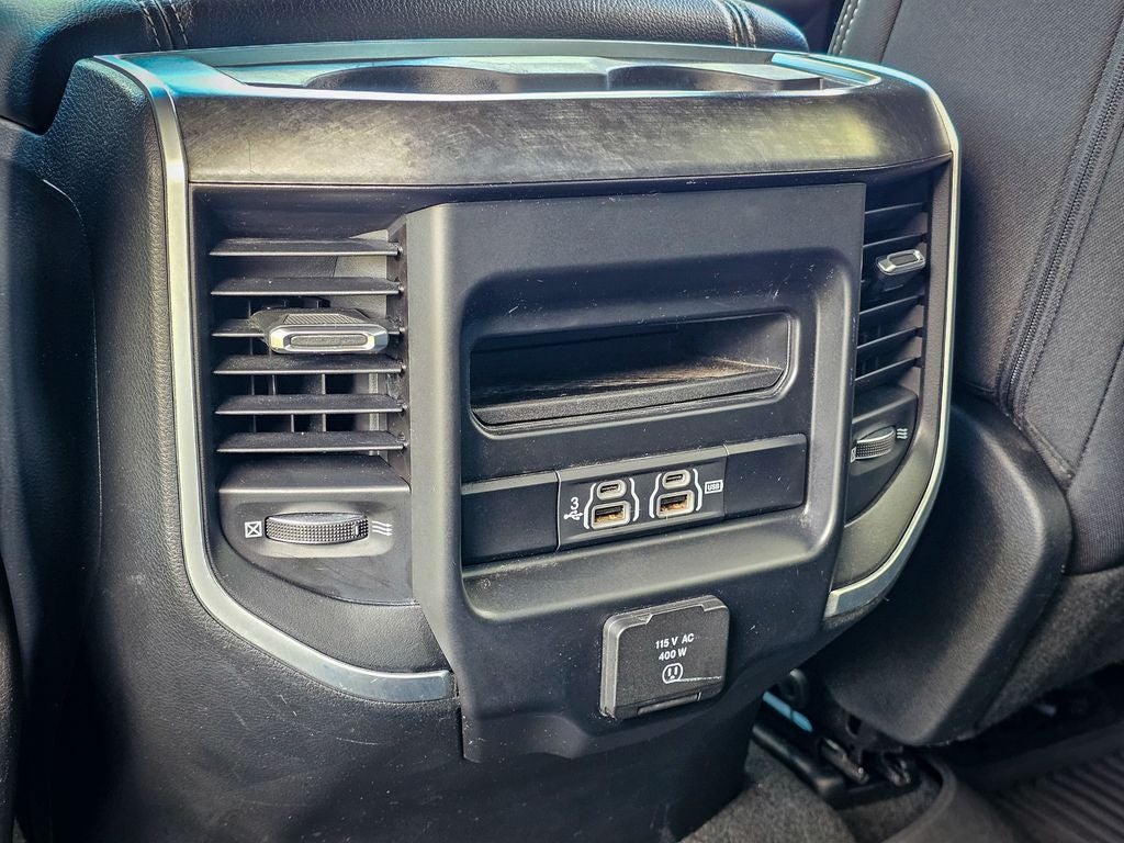 2020 RAM 1500 Big Horn Crew Cab 4x4 6'4' Box