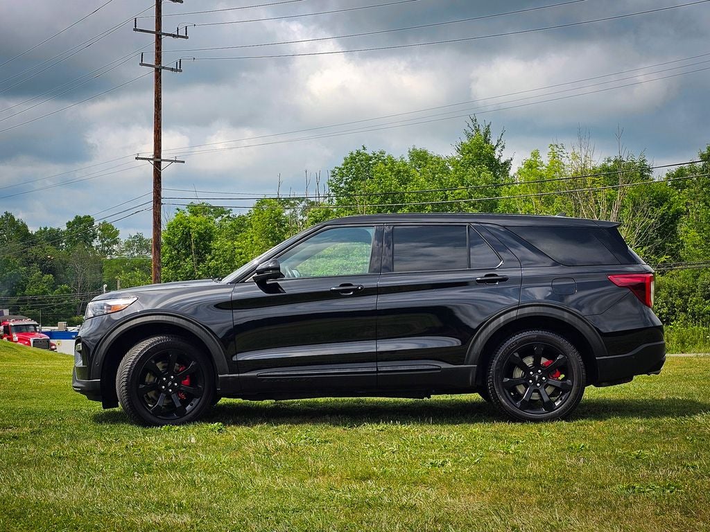 2022 Ford Explorer ST