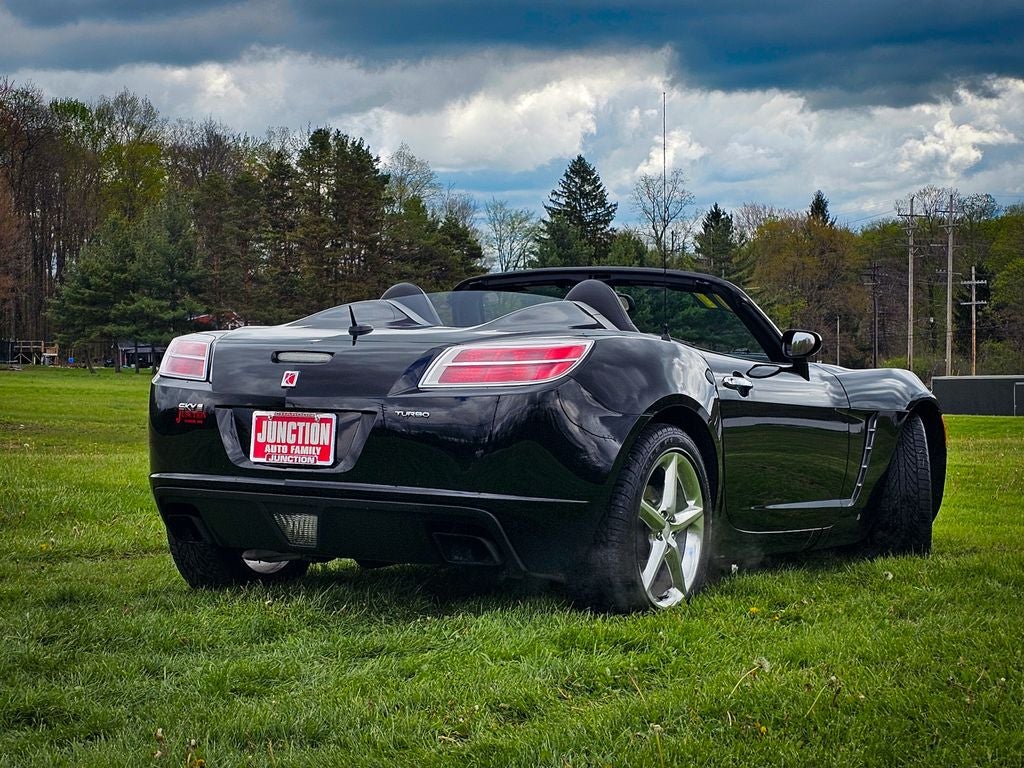 2007 Saturn Sky Red Line