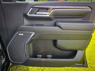 2024 Chevrolet Silverado 2500HD 4WD Crew Cab Standard Bed LTZ