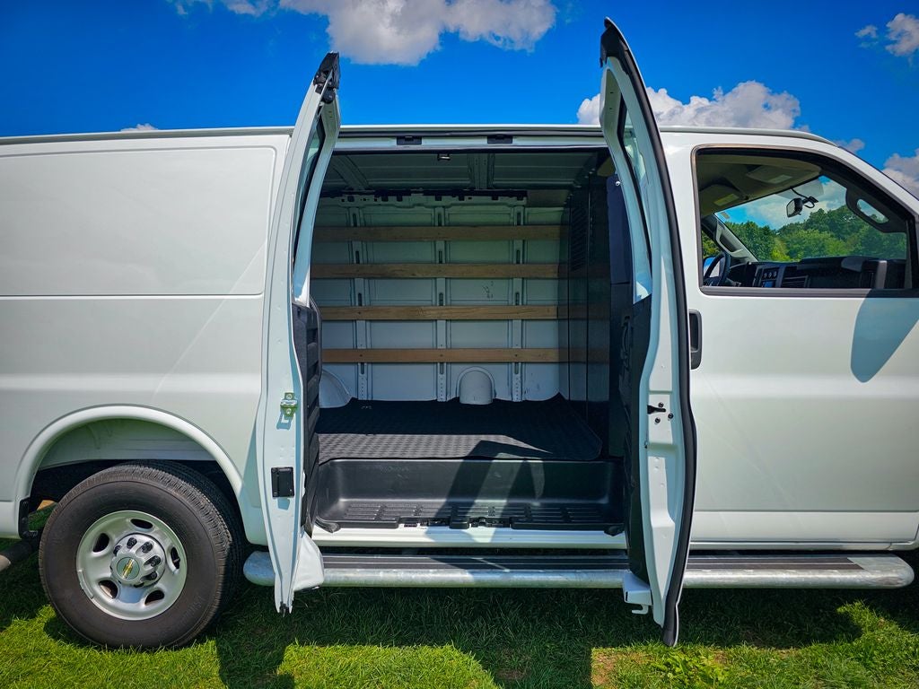 2025 Chevrolet Express Cargo Van Work Van