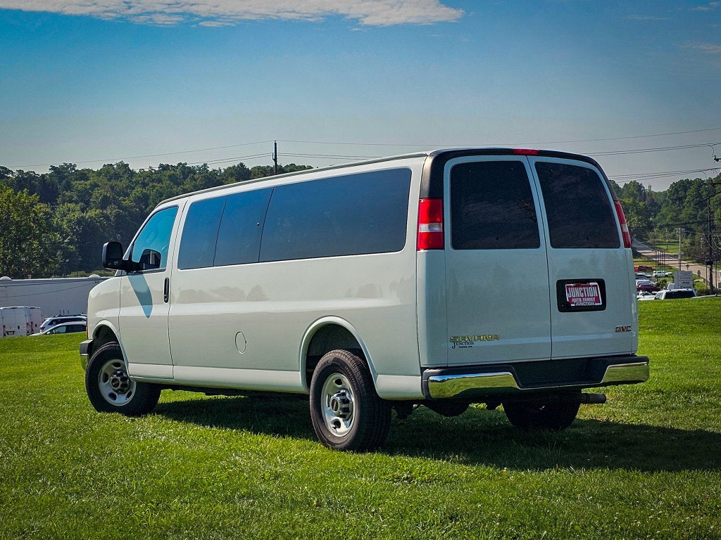 2025 GMC Savana Passenger RWD 3500 Extended Wheelbase LT
