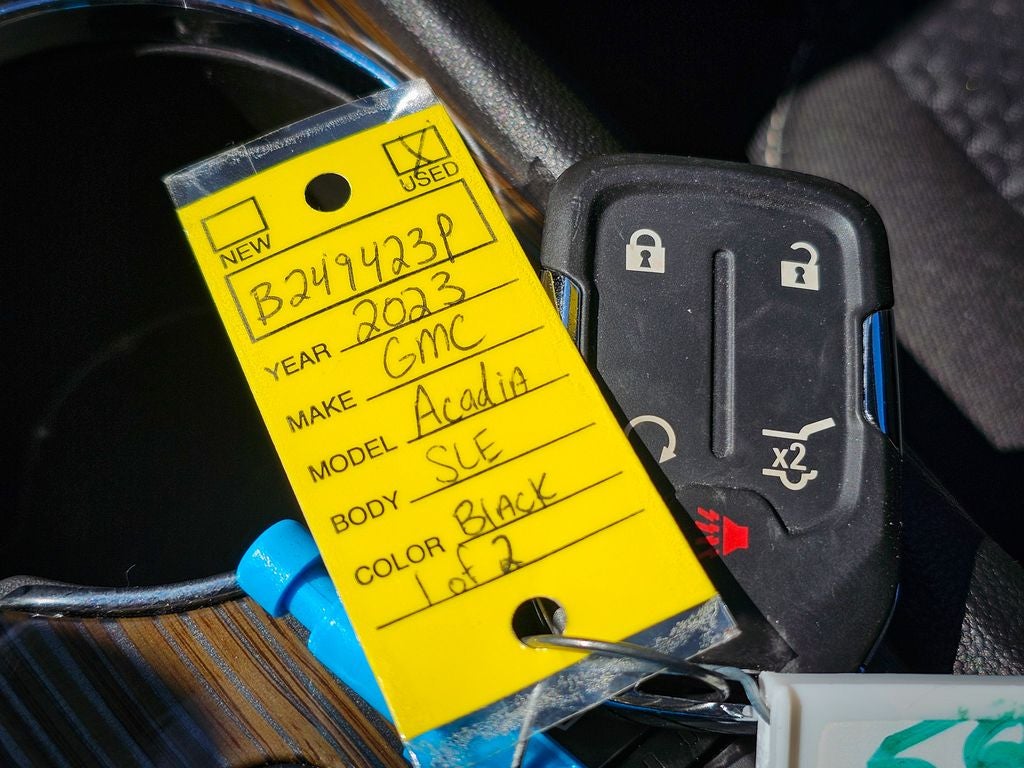 2023 GMC Acadia AWD SLE