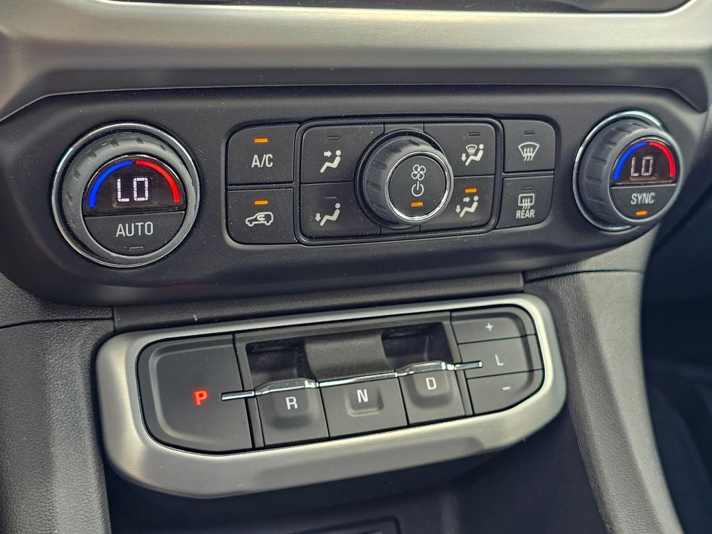 2023 GMC Acadia AWD SLT
