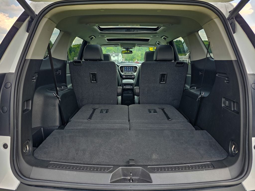 2023 GMC Acadia AWD SLT