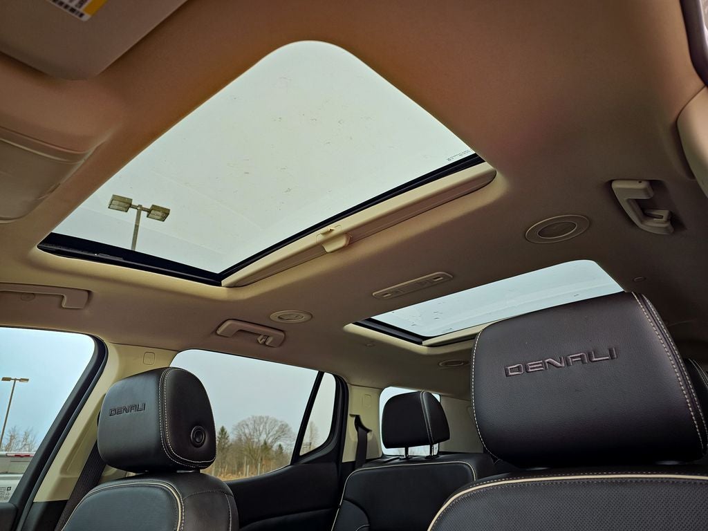 2020 GMC Acadia AWD Denali