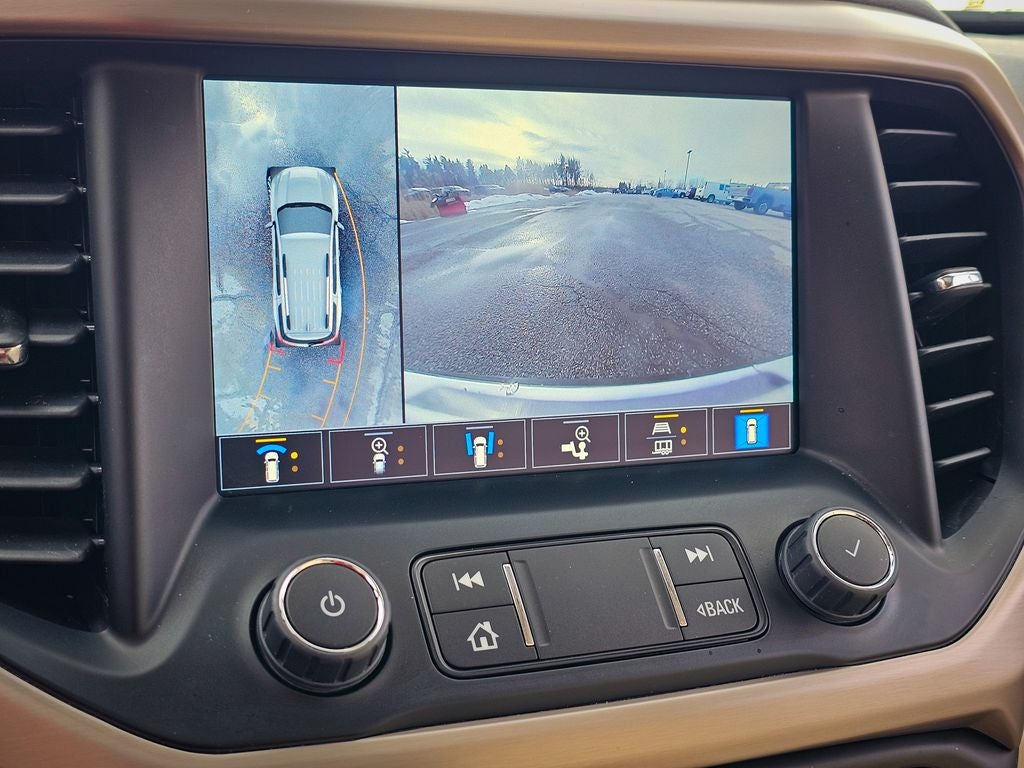 2023 GMC Acadia AWD Denali