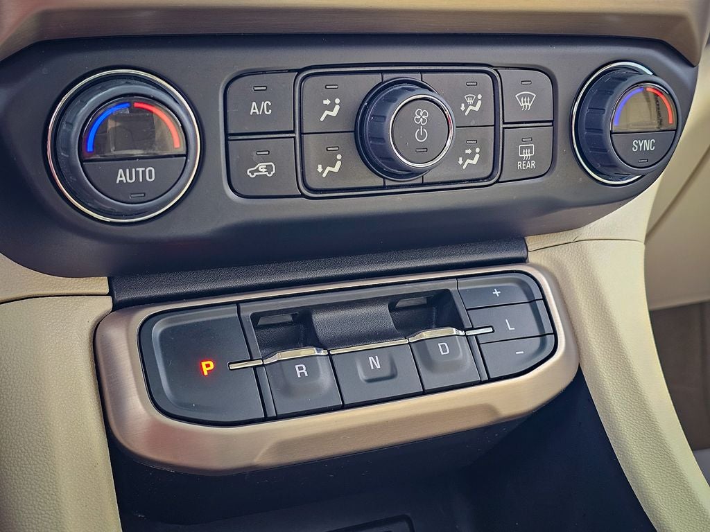 2023 GMC Acadia AWD Denali