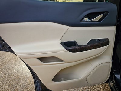 2023 GMC Acadia AWD Denali