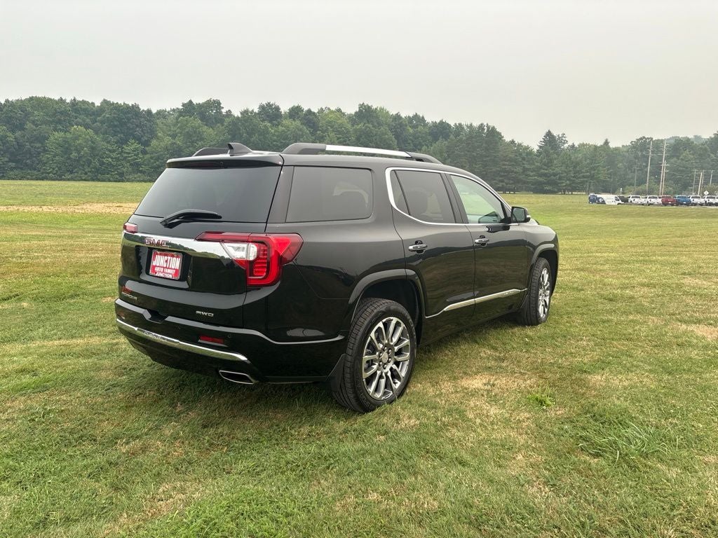 2023 GMC Acadia AWD Denali