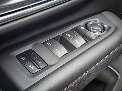 2023 GMC Yukon 4WD SLT