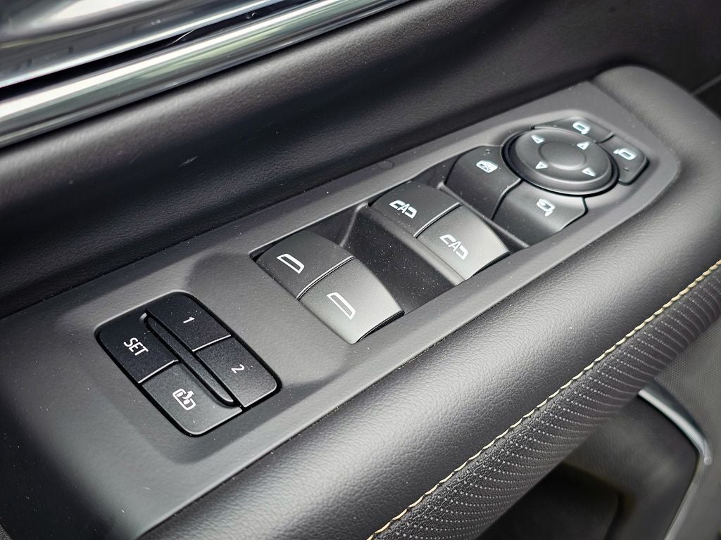 2023 GMC Yukon 4WD SLT