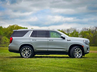 2023 GMC Yukon 4WD SLT