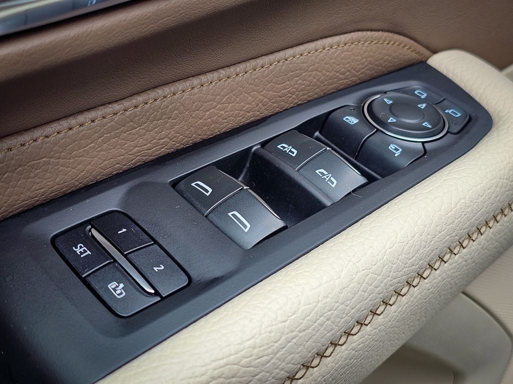 2023 GMC Yukon 4WD Denali
