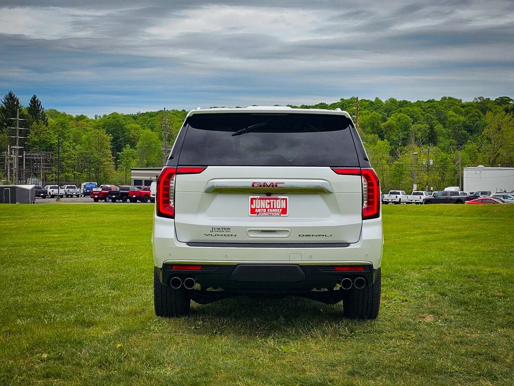 2023 GMC Yukon 4WD Denali