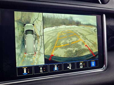 2022 GMC Yukon 4WD Denali