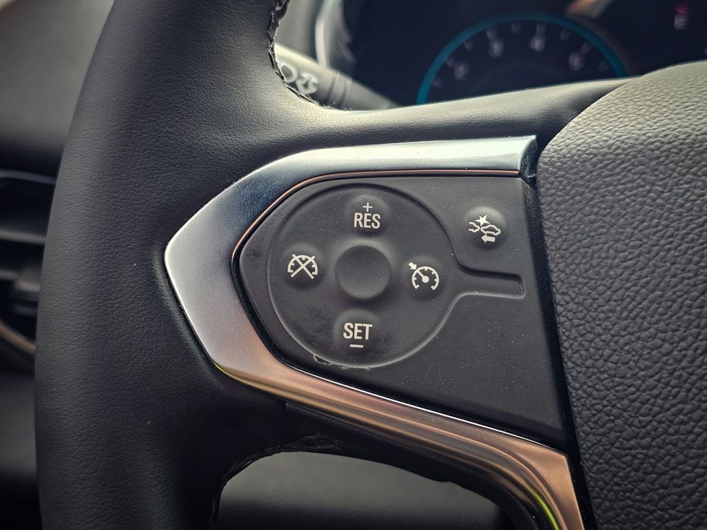 2023 Chevrolet Traverse AWD LT Cloth