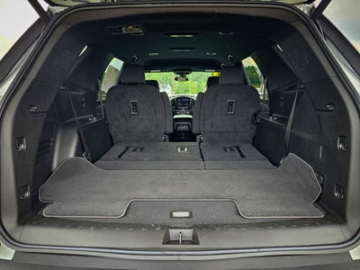 2023 Chevrolet Traverse AWD LT Cloth