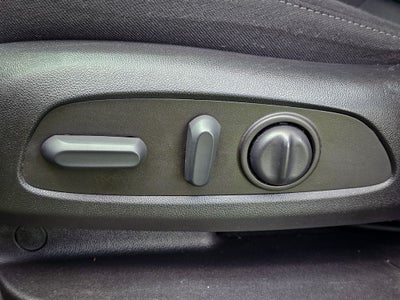 2022 Chevrolet Traverse AWD LT Cloth