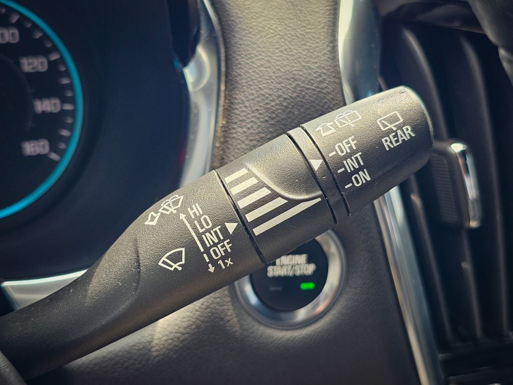 2022 Chevrolet Traverse AWD LT Cloth