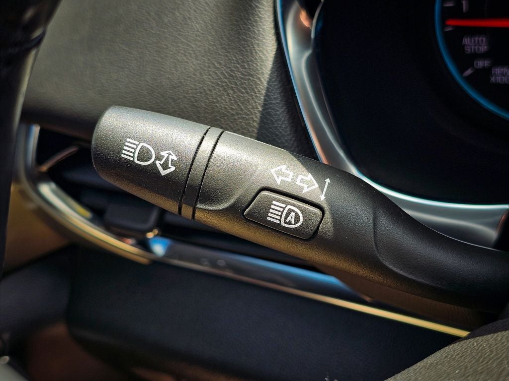 2022 Chevrolet Traverse AWD LT Cloth