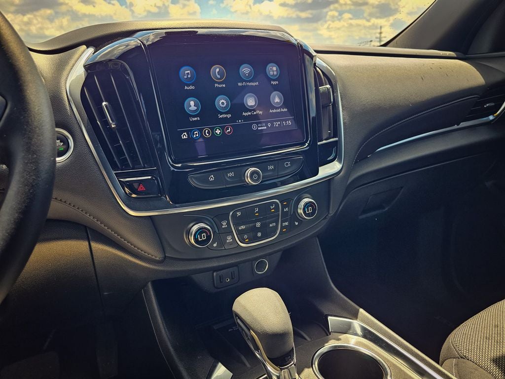 2022 Chevrolet Traverse AWD LT Cloth