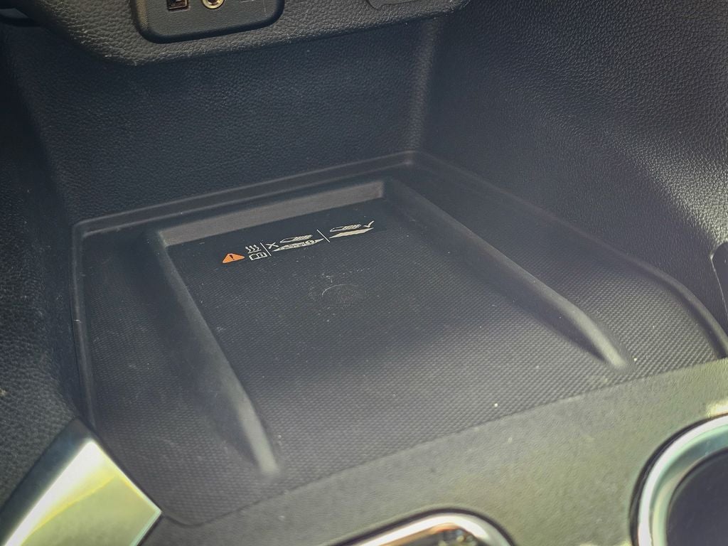 2022 Chevrolet Traverse AWD LT Cloth