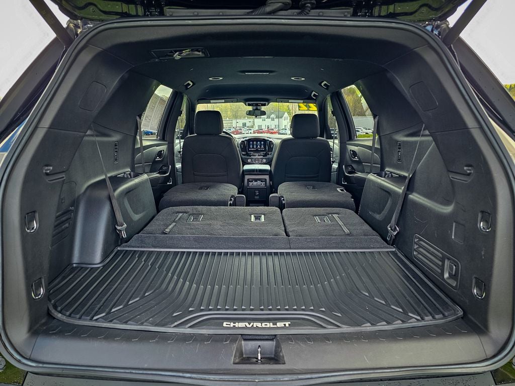 2022 Chevrolet Traverse AWD LT Cloth