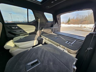 2023 Chevrolet Traverse AWD Premier