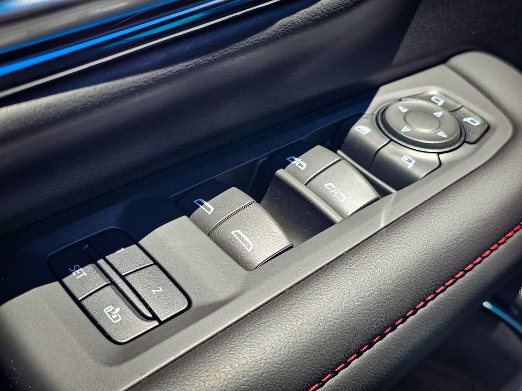 2022 Chevrolet Suburban 4WD RST