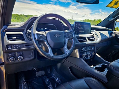 2022 Chevrolet Suburban 4WD RST