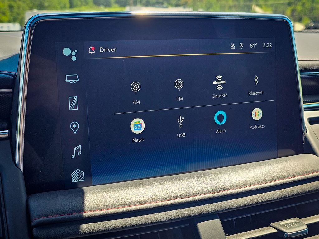 2022 Chevrolet Suburban 4WD RST