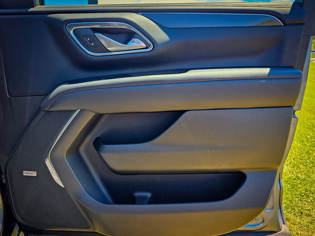 2022 Chevrolet Suburban 4WD RST