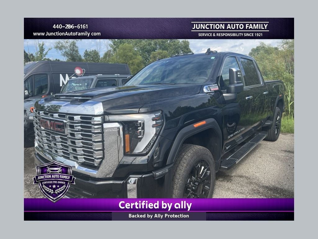 2024 GMC Sierra 2500HD 4WD Crew Cab Standard Bed Denali