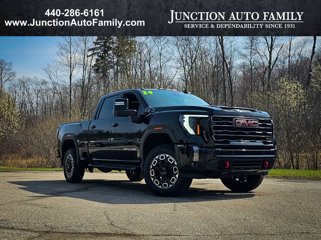 2024 GMC Sierra 2500HD 4WD Crew Cab Standard Bed AT4