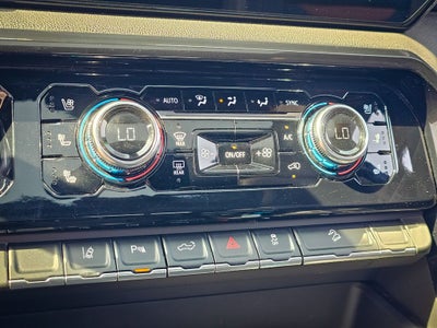 2024 GMC Sierra 2500HD 4WD Crew Cab Standard Bed AT4