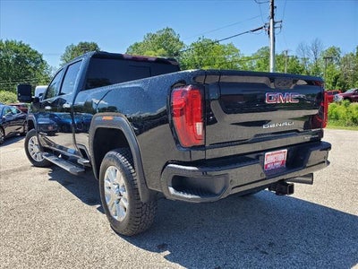 2020 GMC Sierra 2500HD 4WD Crew Cab Standard Bed Denali